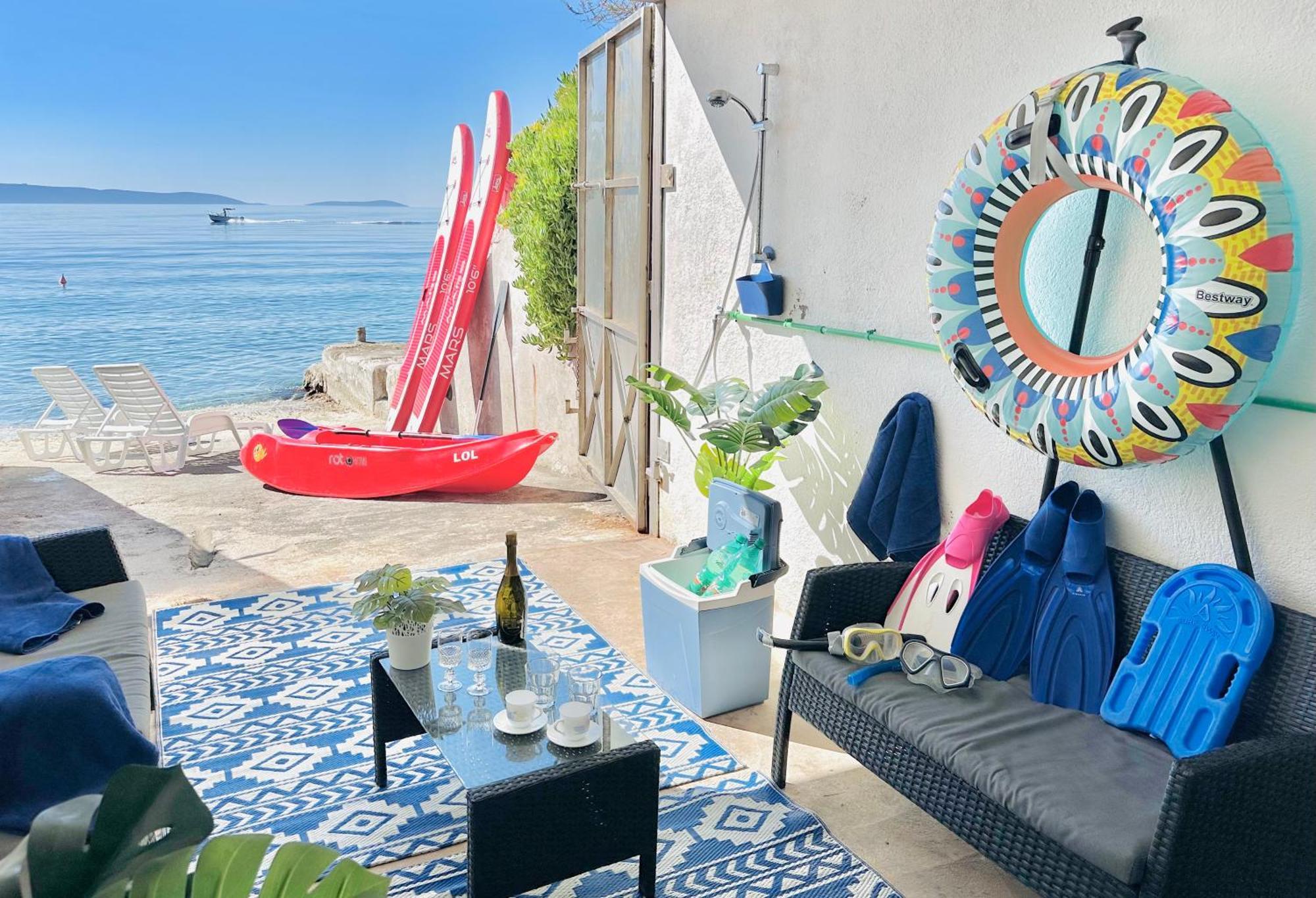 Luxury Seaside Villa With A Classic Mediterranean Olive Garden, A Fully Equipped Professional Kitchen, Pool, Sauna, Padle Boards And Canoe - Miolin Beach House Трогир Екстериор снимка