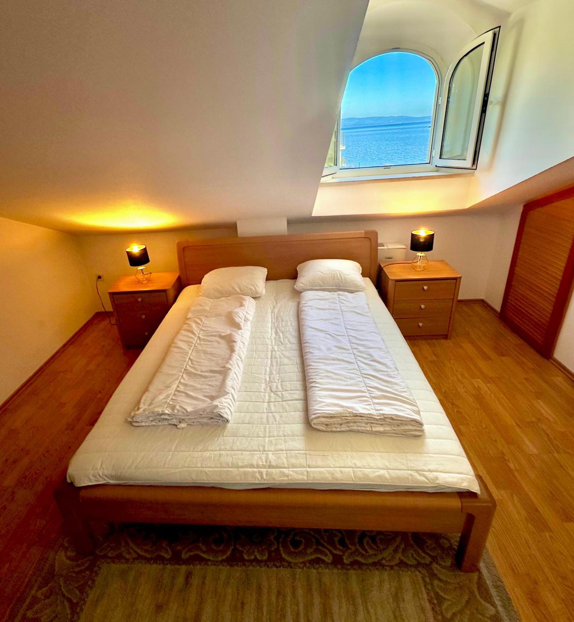 Luxury Seaside Villa With A Classic Mediterranean Olive Garden, A Fully Equipped Professional Kitchen, Pool, Sauna, Padle Boards And Canoe - Miolin Beach House Трогир Екстериор снимка