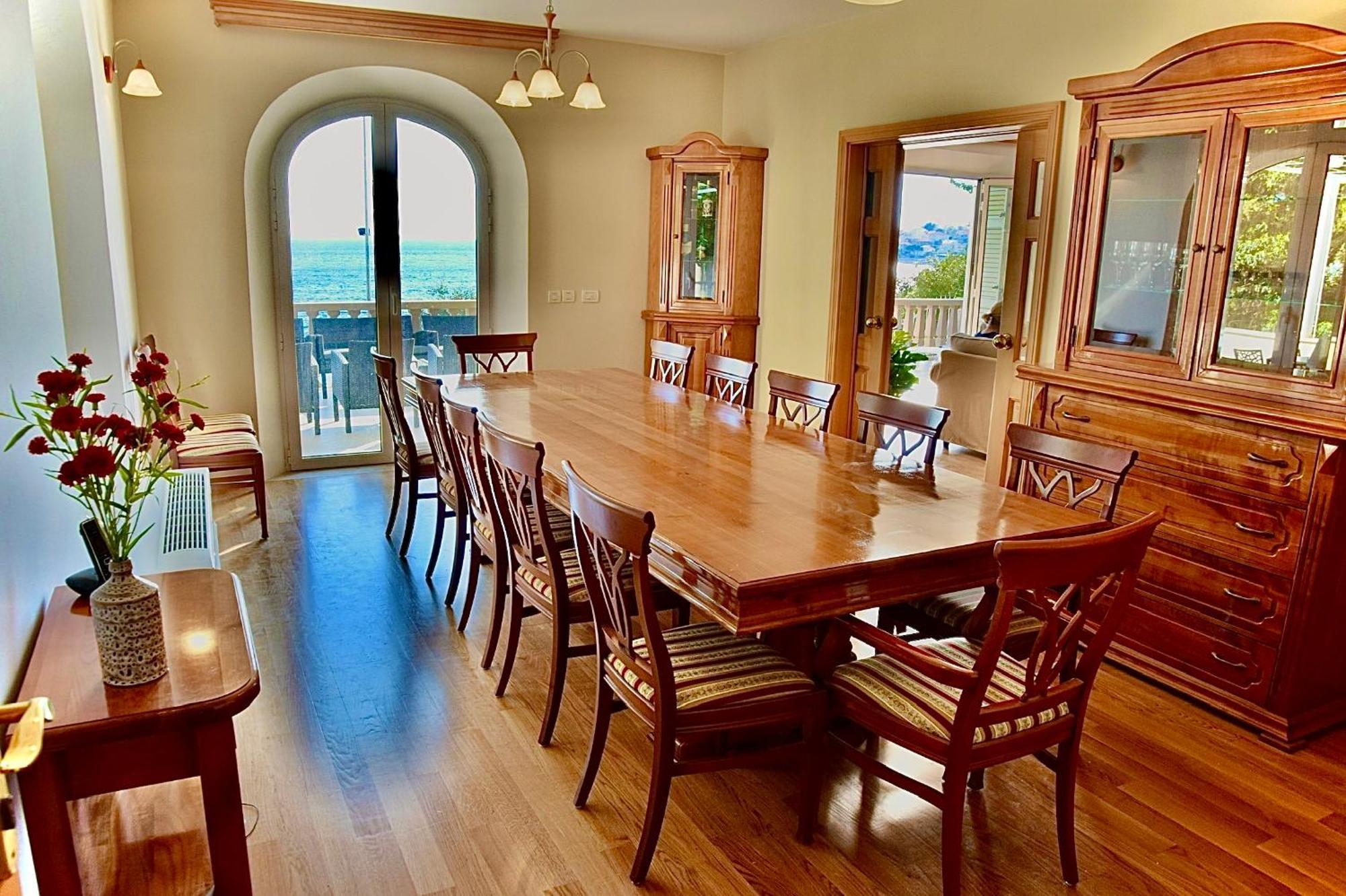 Luxury Seaside Villa With A Classic Mediterranean Olive Garden, A Fully Equipped Professional Kitchen, Pool, Sauna, Padle Boards And Canoe - Miolin Beach House Трогир Екстериор снимка