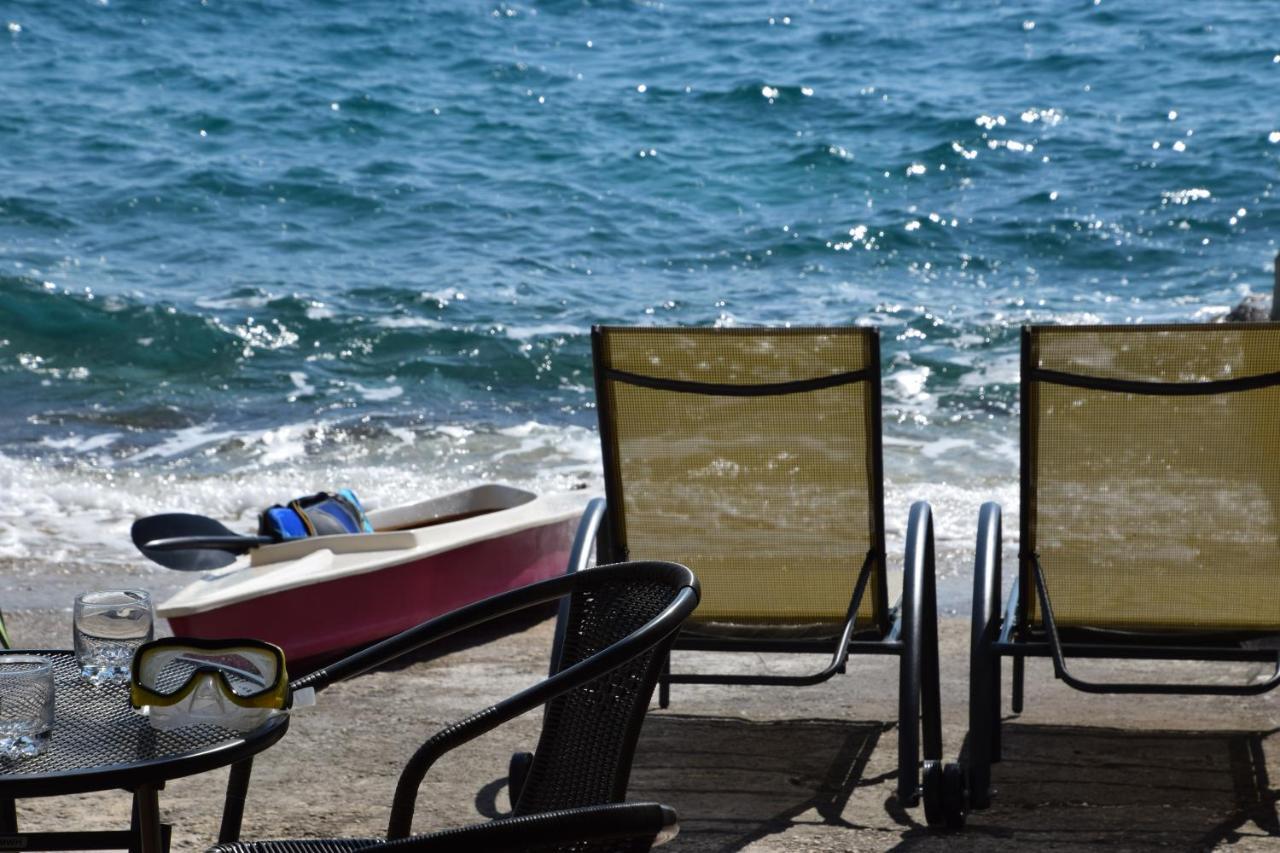 Luxury Seaside Villa With A Classic Mediterranean Olive Garden, A Fully Equipped Professional Kitchen, Pool, Sauna, Padle Boards And Canoe - Miolin Beach House Трогир Екстериор снимка